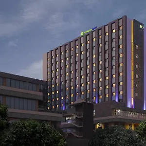 ホテル Express Gurugram Sector 50 By Ihg, グルガウン